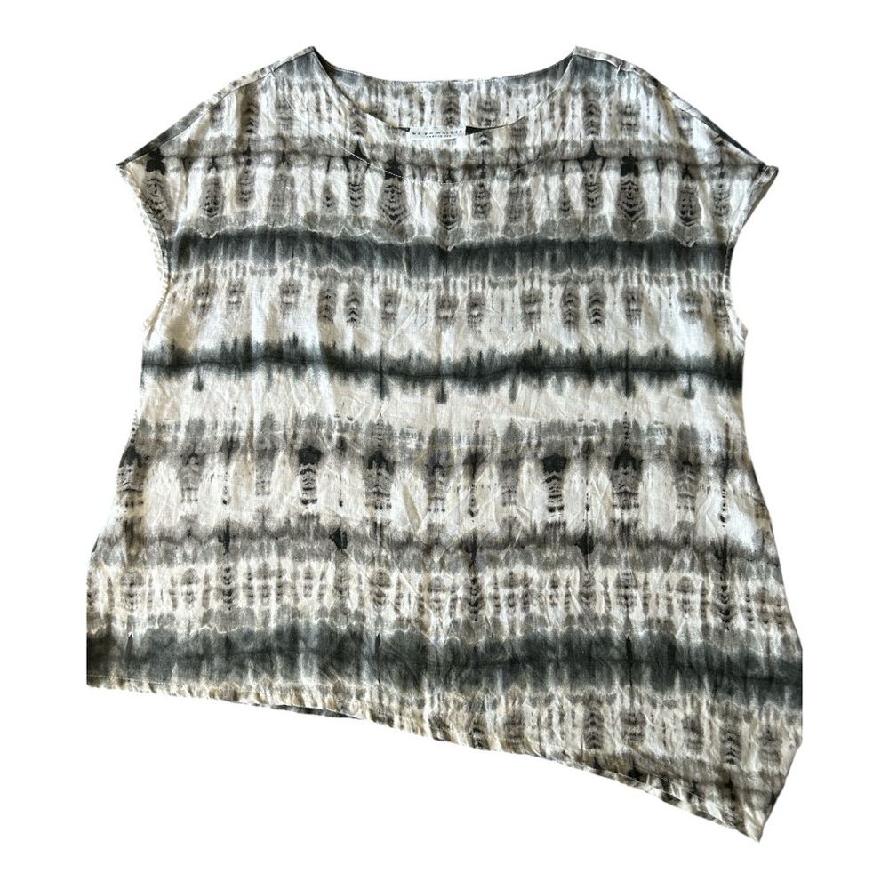 bryn Walker Black and White Tie-Dye Pullover.